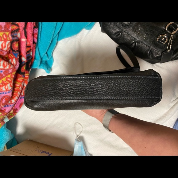 Coach purse, smaller version of the Central Tote. - Picture 5 of 6